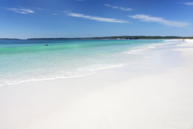 Strahlend weißer Hymas Beach in Australien
