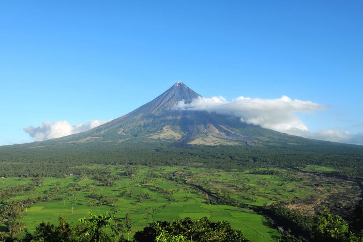 Ein Vulkan wie aus dem Bilderbuch: Mayon